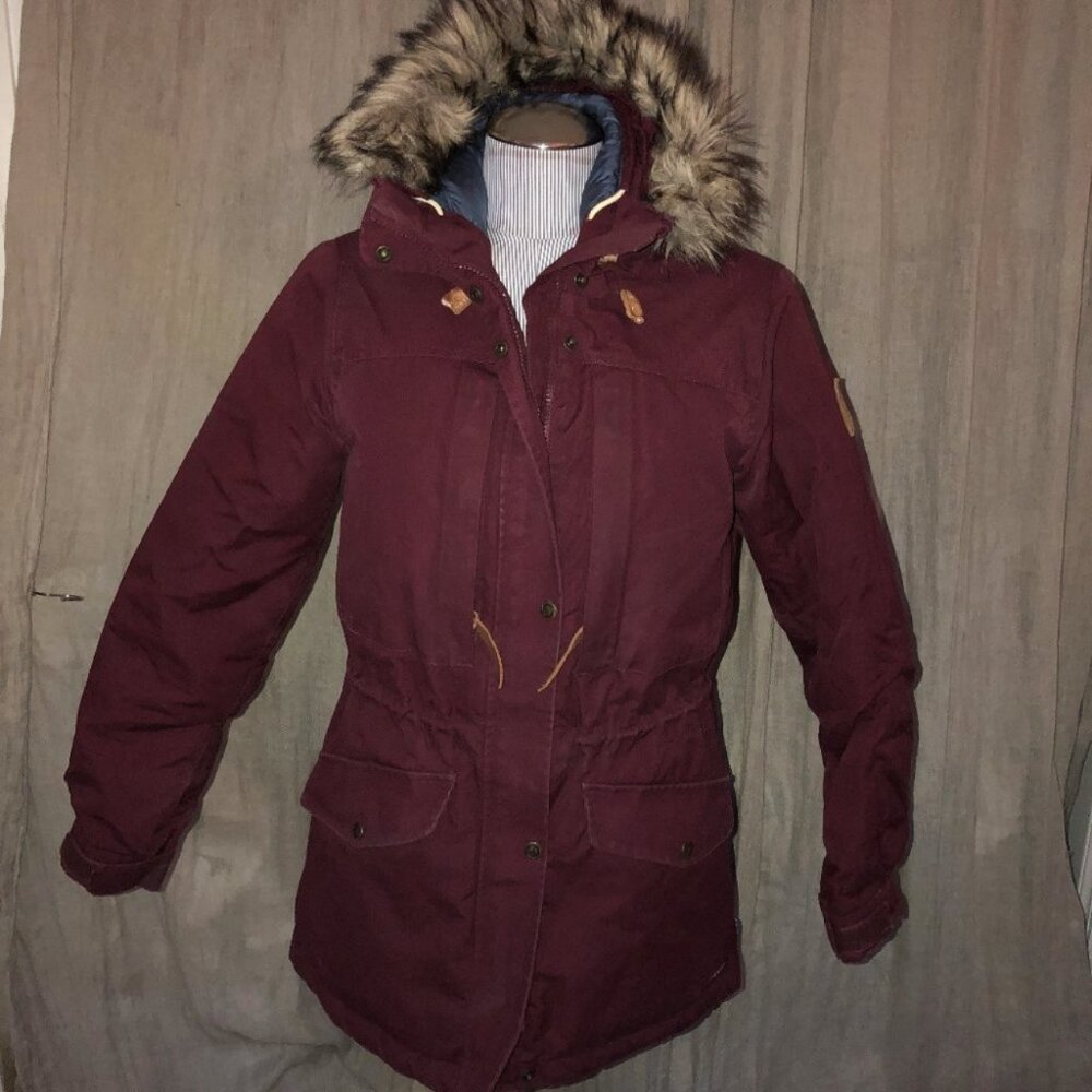 Fjallraven G1000 SINGI Burgundy DOWN PARKA jacket women M $600 NEW